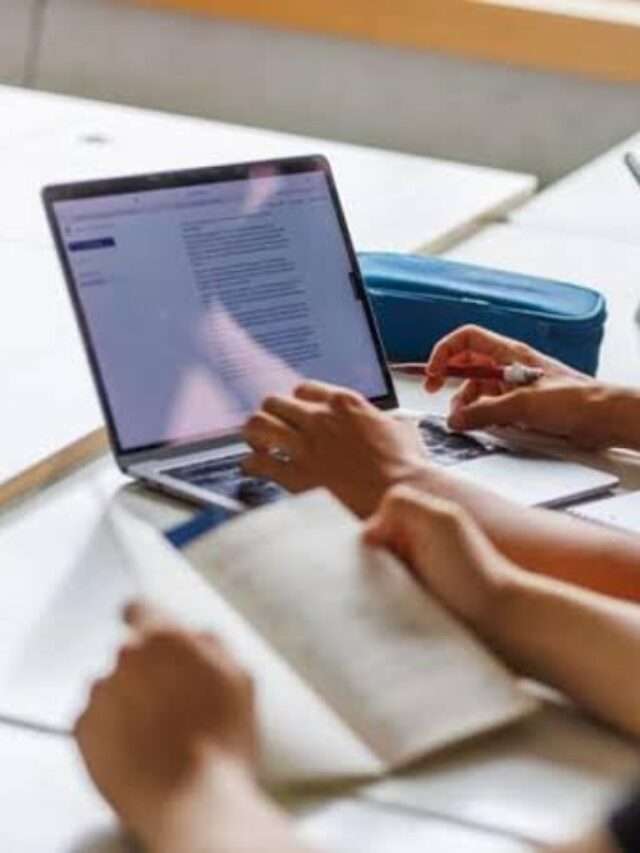 These 5 Phases in the Evolution of Romantic Poetry That Still Inspire Us